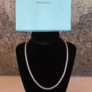 TIFFANY & CO. Venetian Box Chain Necklace